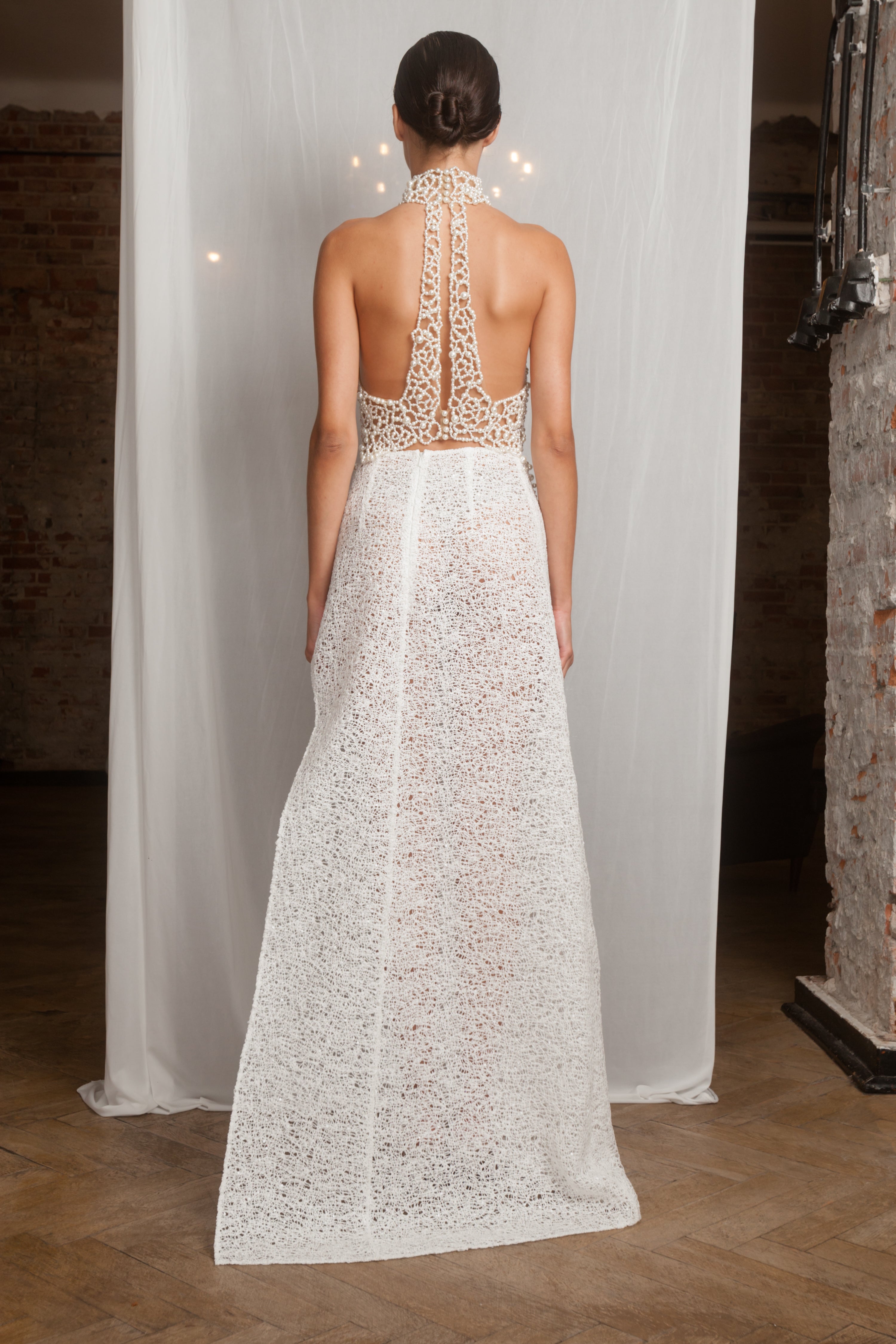 WHITE PEARL NET SKIRT